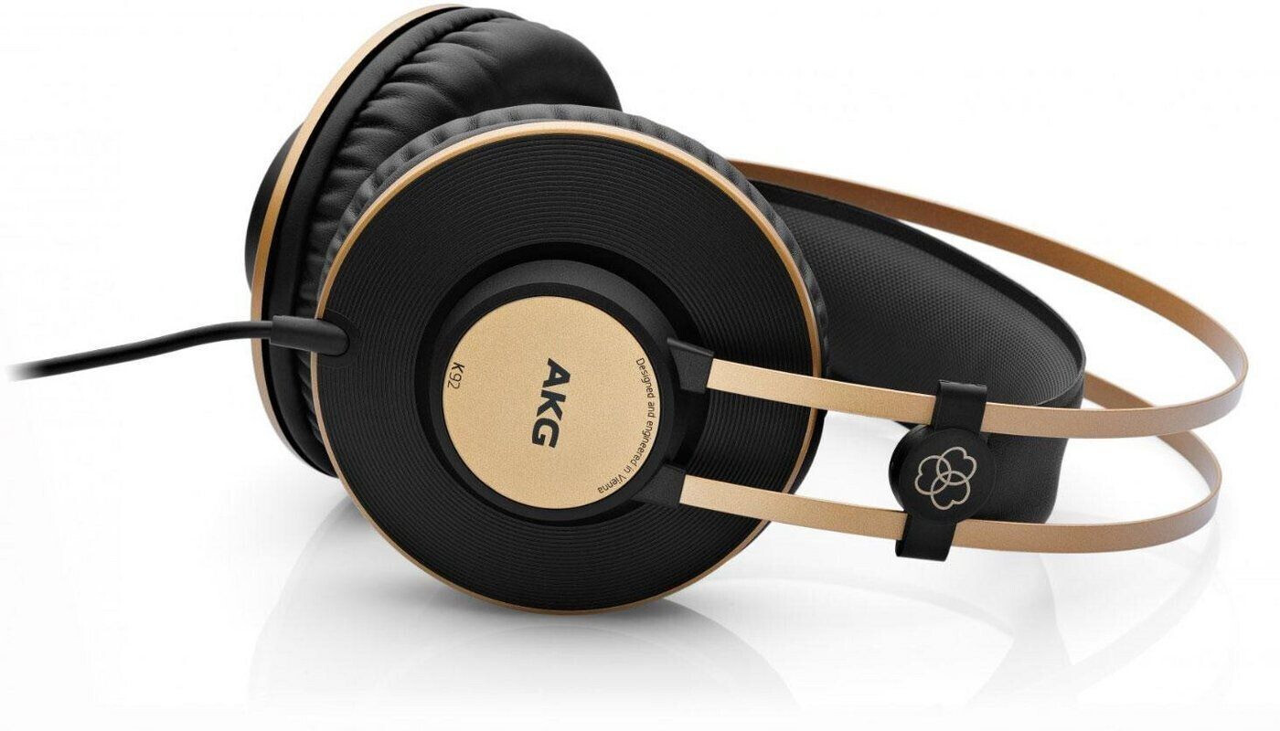 AKG K92