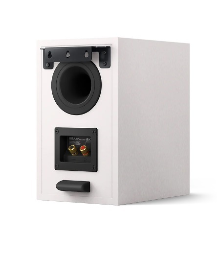 KEF Q1 Meta 