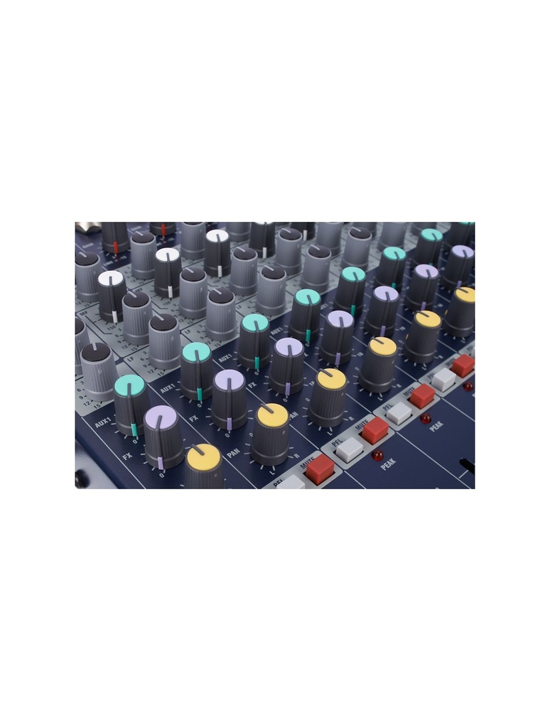 MEZCLADOR SOUNDCRAFT EFX8 