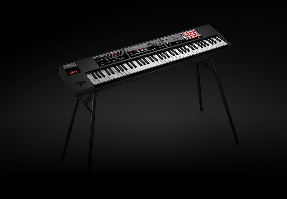 Roland Fa 07